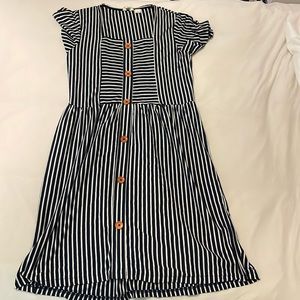 girls roxy dress. blue and white striped.